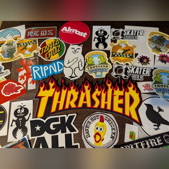 Lot Stickers - Picture 13 of 14